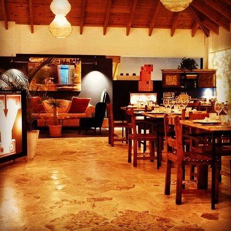 Mystik 19 Food Lounge